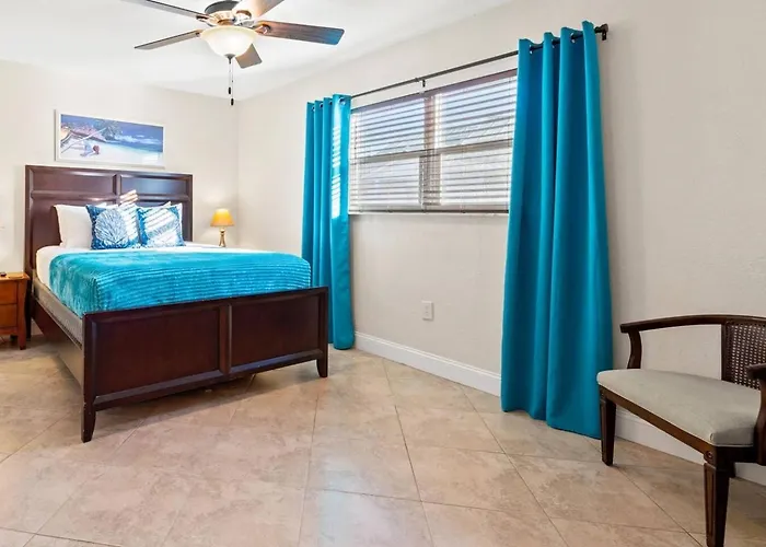Charming On Indian Shore Apartment *